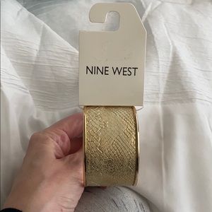 NWT Nine West gold cuff